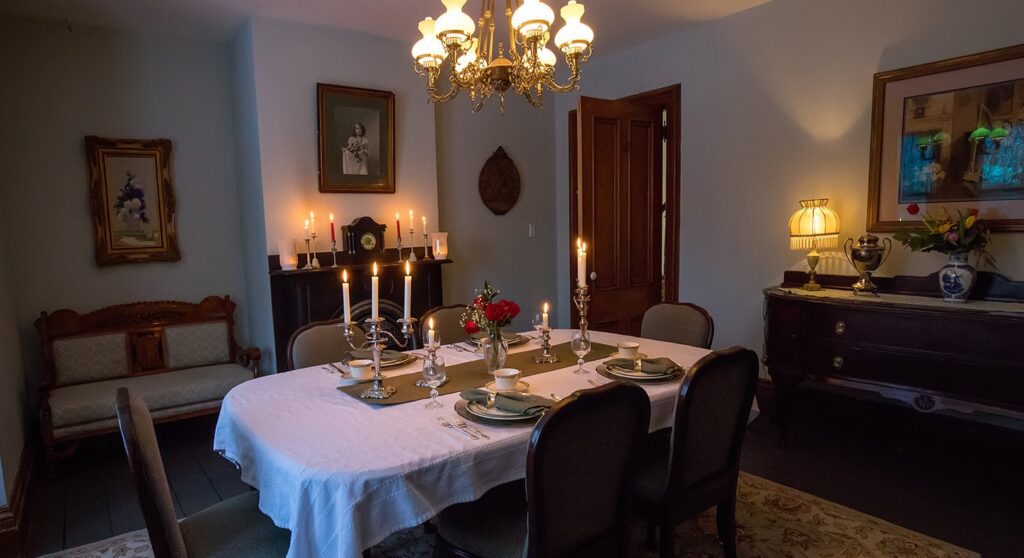 Maplehurst Manor Bed and Breakfast