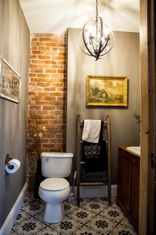 Maplehurst Manor Bed and Breakfast