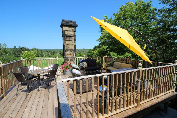 Maplehurst Manor Bed and Breakfast